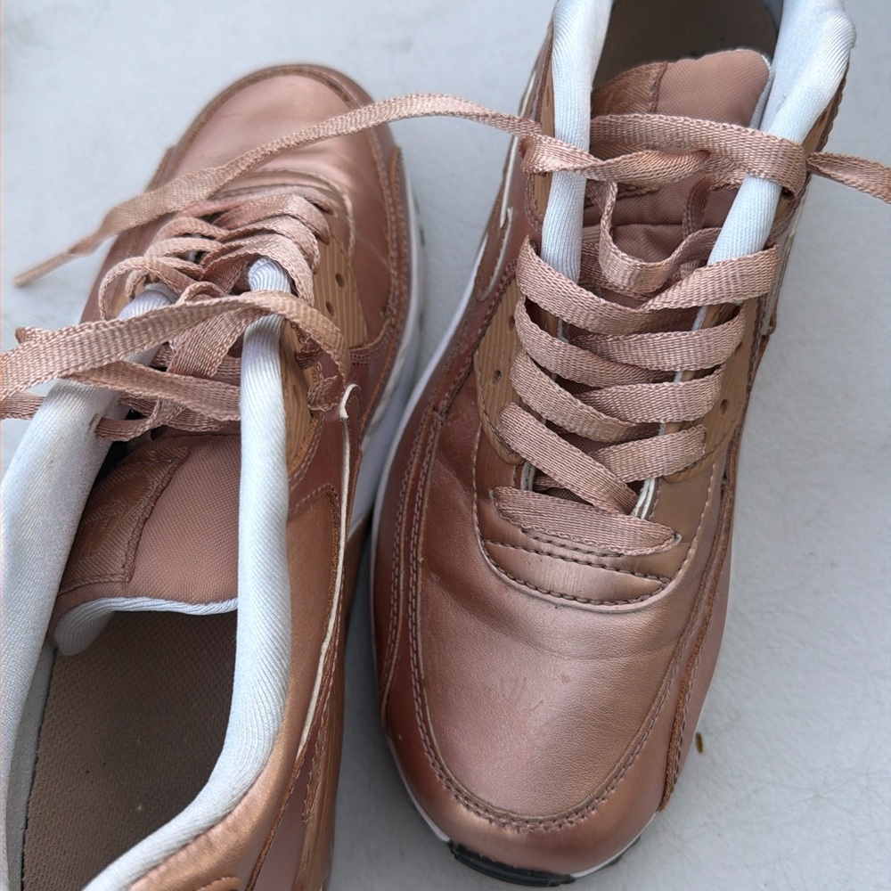 Nike Women's Metallic Rose Sneakers